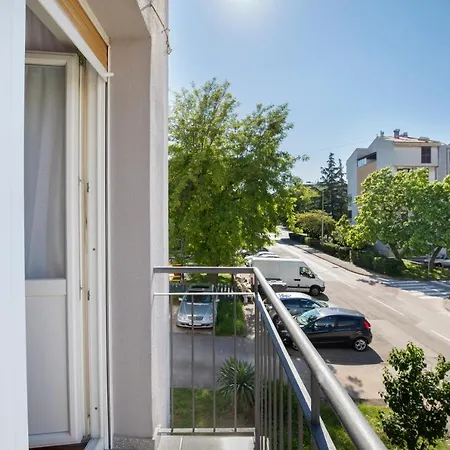 Apartament Yolanda Pula